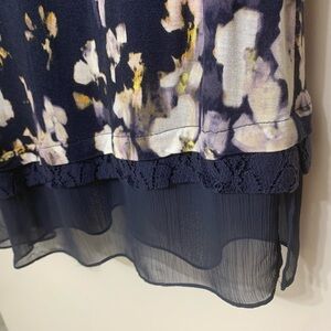 Simply Vera - Vera Wang Size M Top